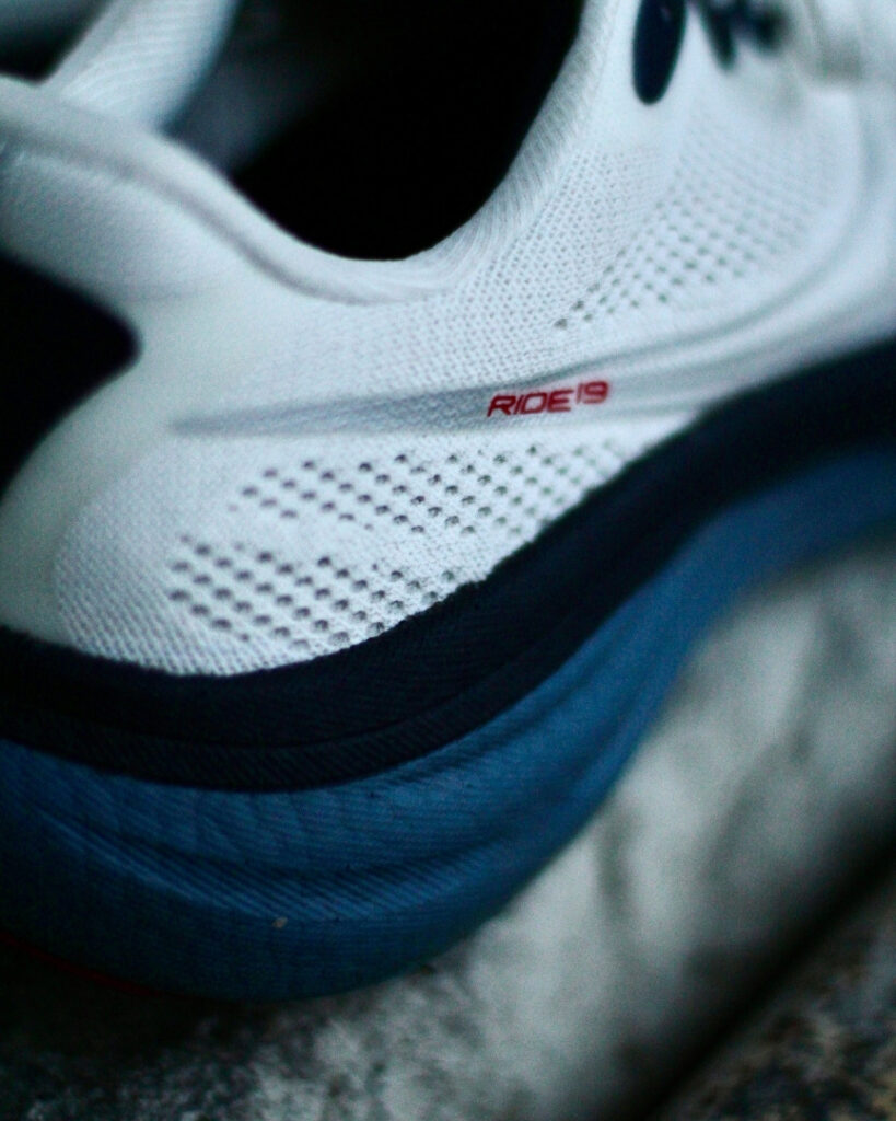 saucony ride 19 - lateral heel name