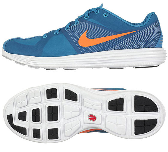 nike lunaracer 2