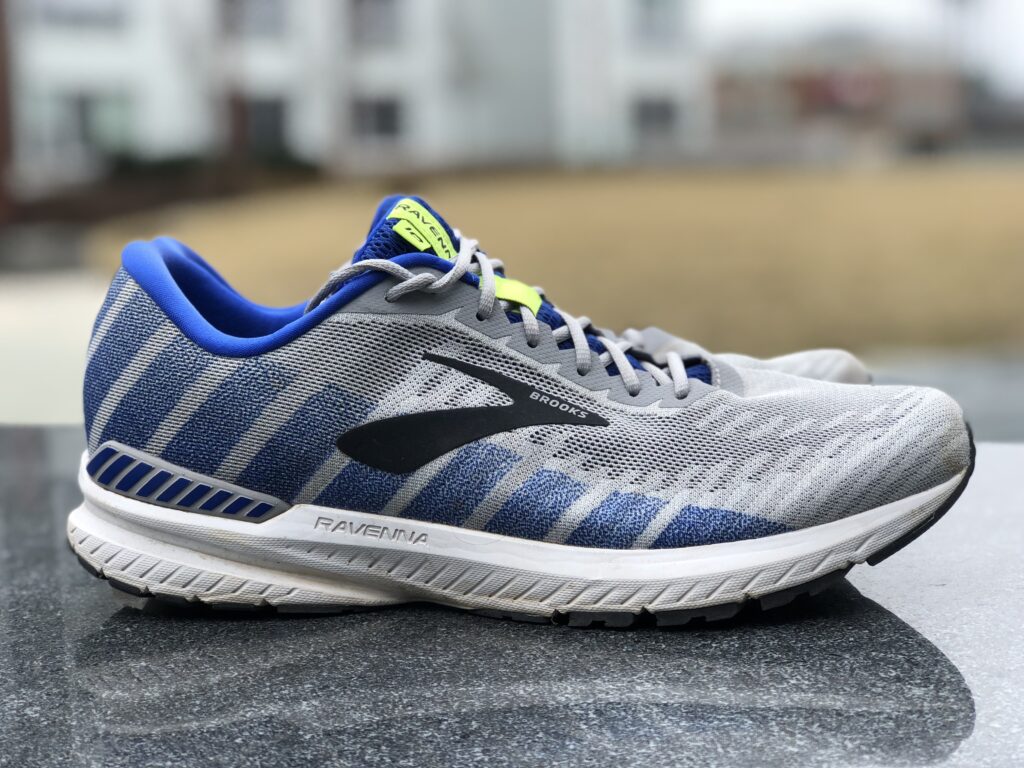 brooks ravenna 10 mens review