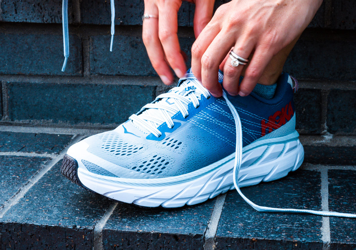 brooks glycerin 16 vs hoka clifton 5