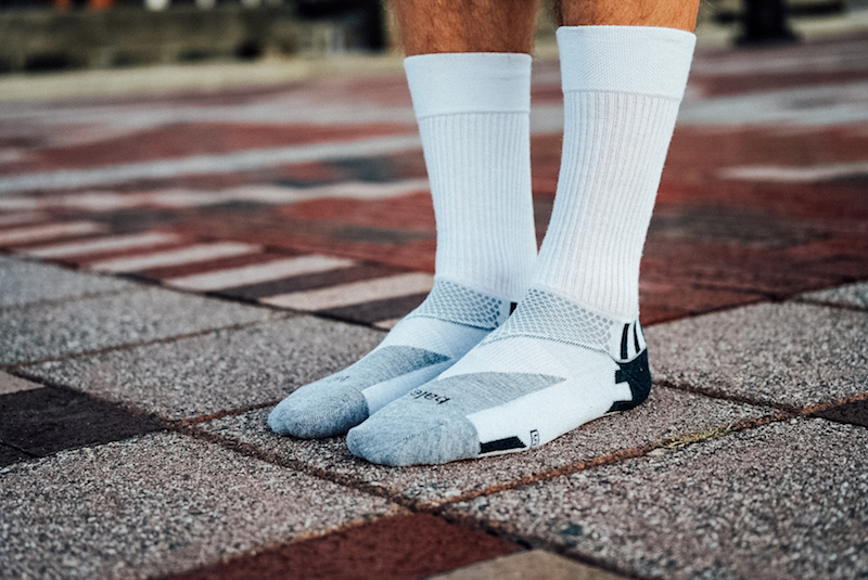 balega crew white