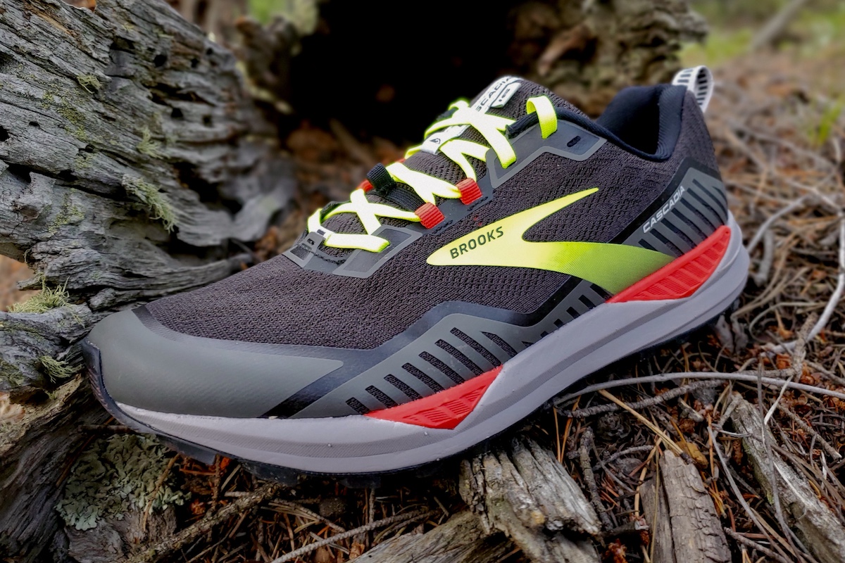 brooks trail running shoes cascadia