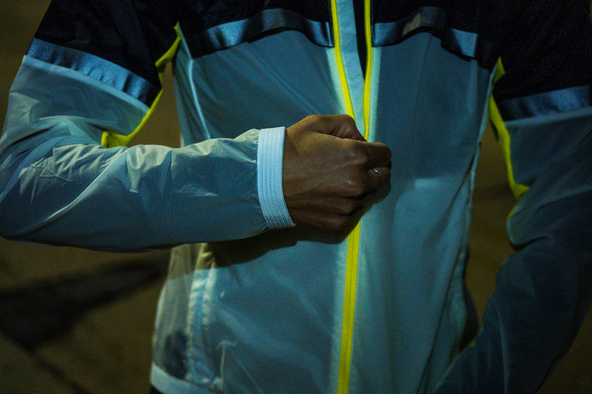 brooks windbreaker