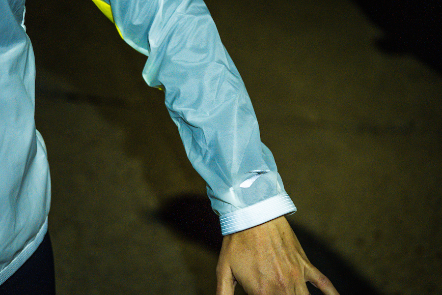 brooks carbonite jacket