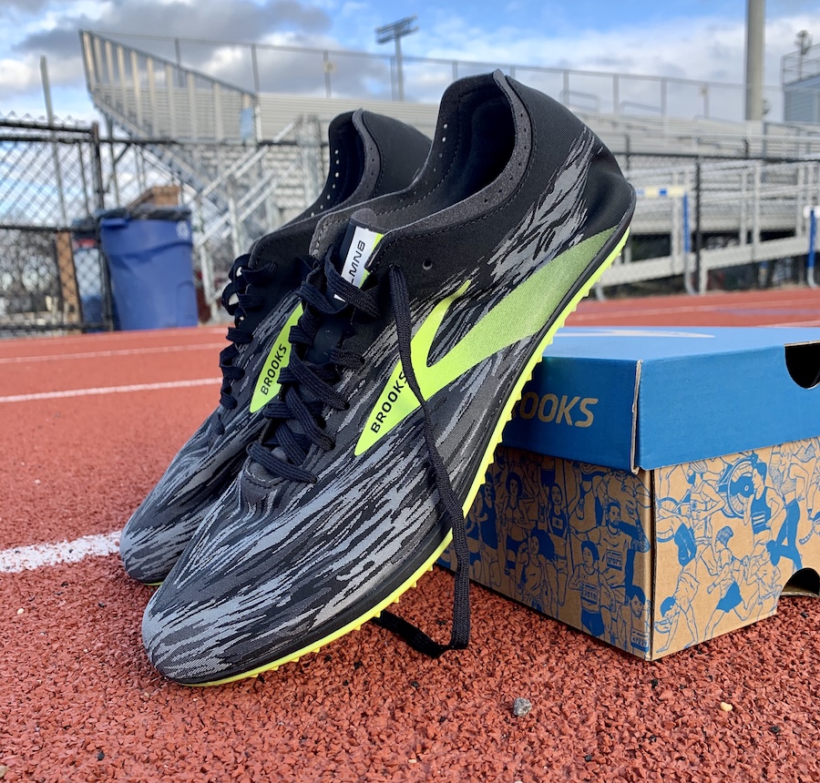 brooks elmn8 spikes