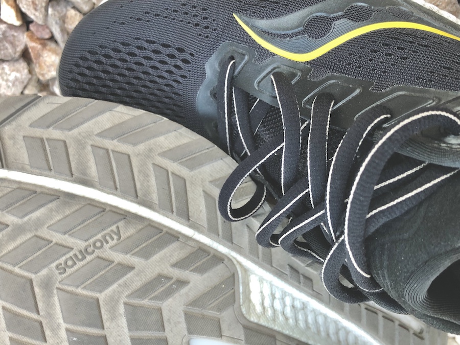 saucony hurricane 2018