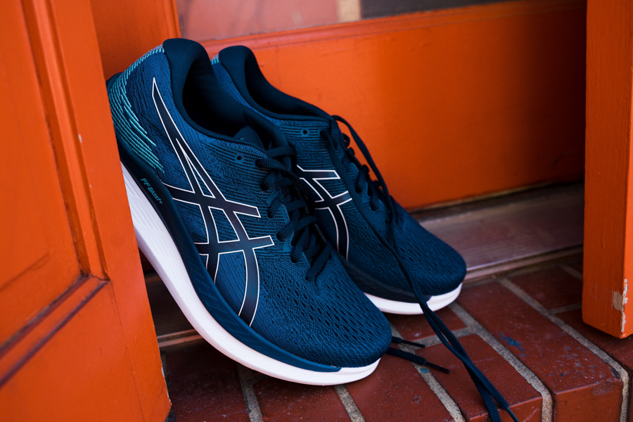 asics glideride 3 angle